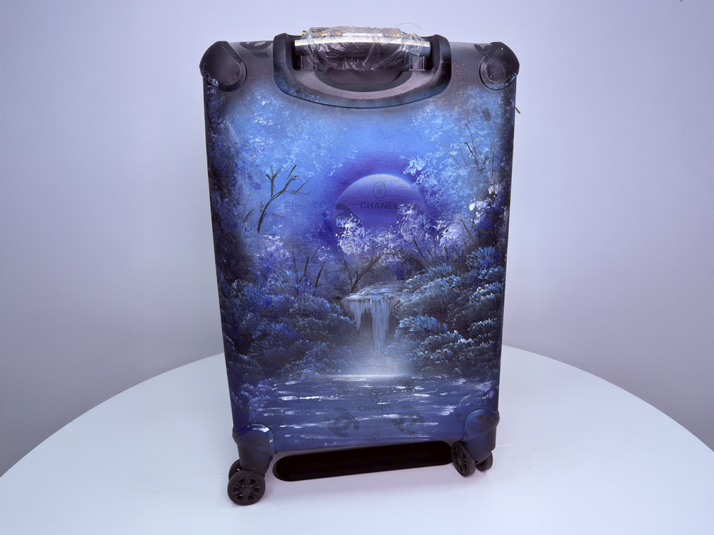 Vivid Fashion - Two-Sided Spray Painted Branded Suitcase