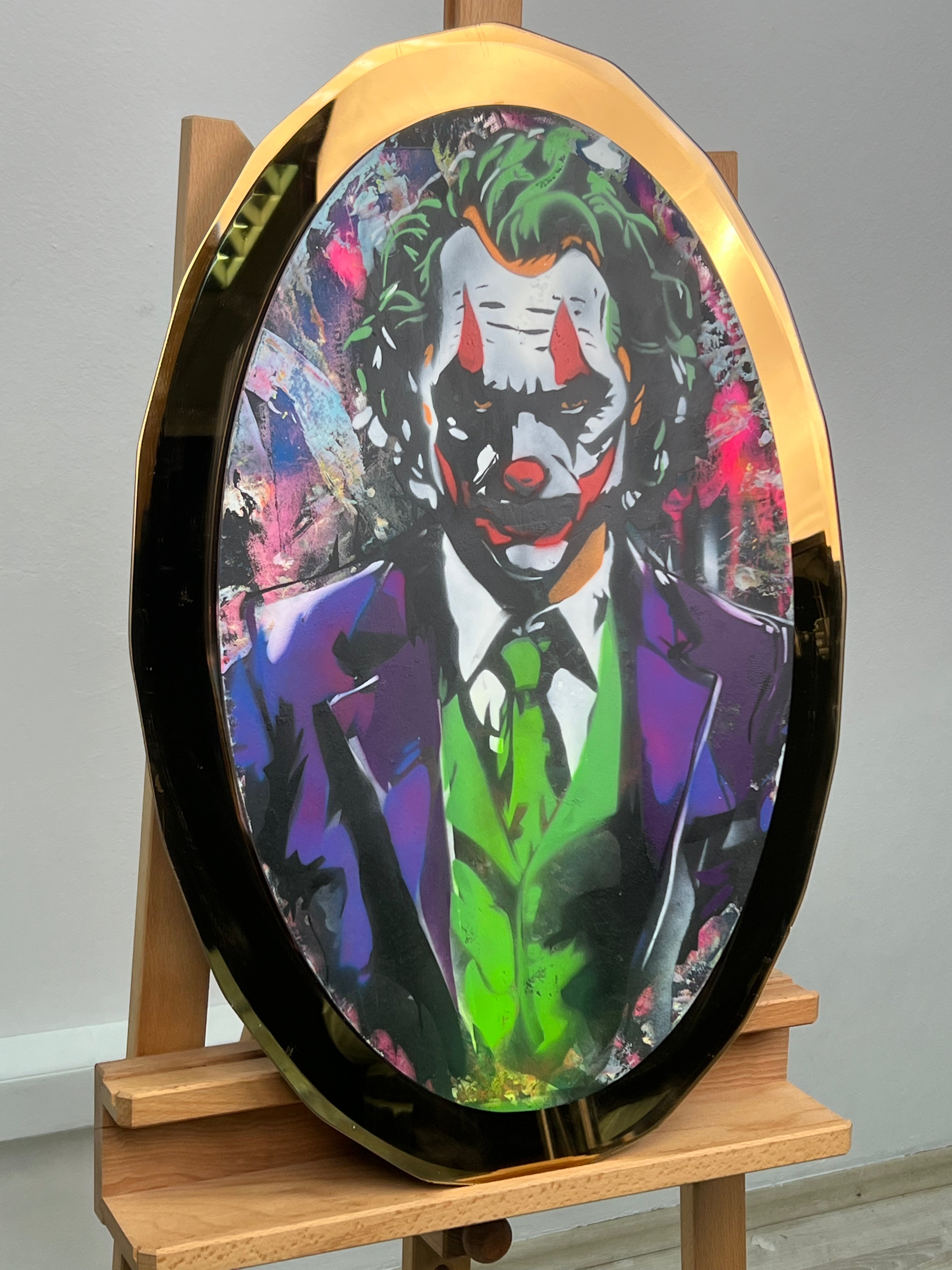 Avant-Garde Joker Mirror - Unique Item
